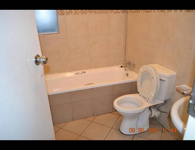 2 BEDROOM PROPERTY TO RENT IN DALPARK EXT 1